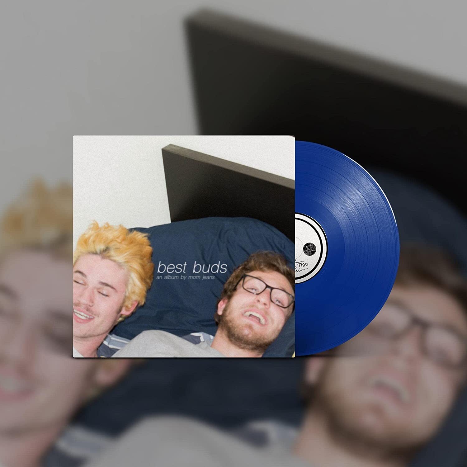Mom Jeans. Best Buds (Vinyl) 12" Album Coloured Vinyl (Limited Edition) - Picture 1 of 1