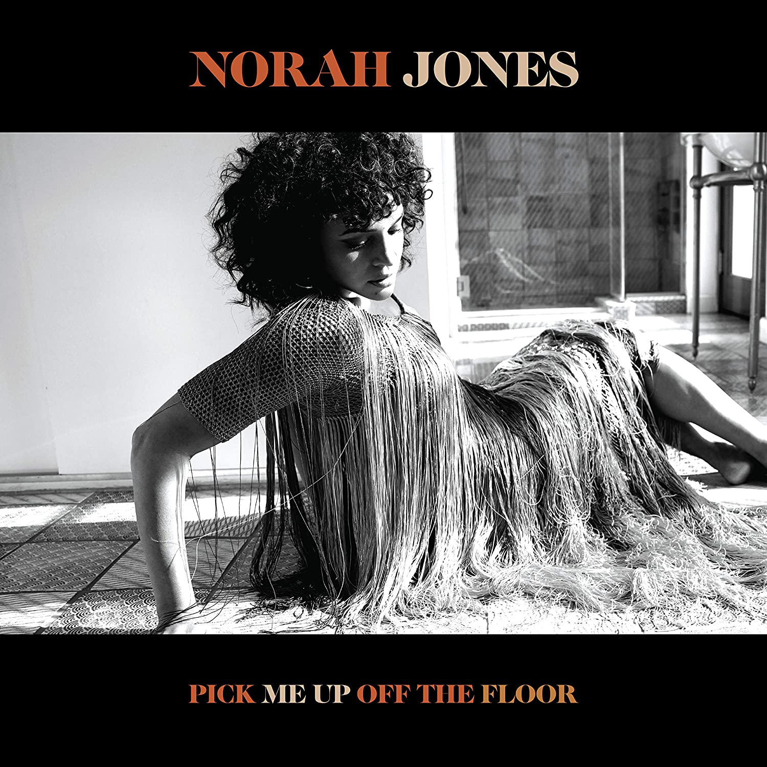 Norah Jones Pick Me Up Off The Floor (Vinyl) Standard Black - Zdjęcie 1 z 1