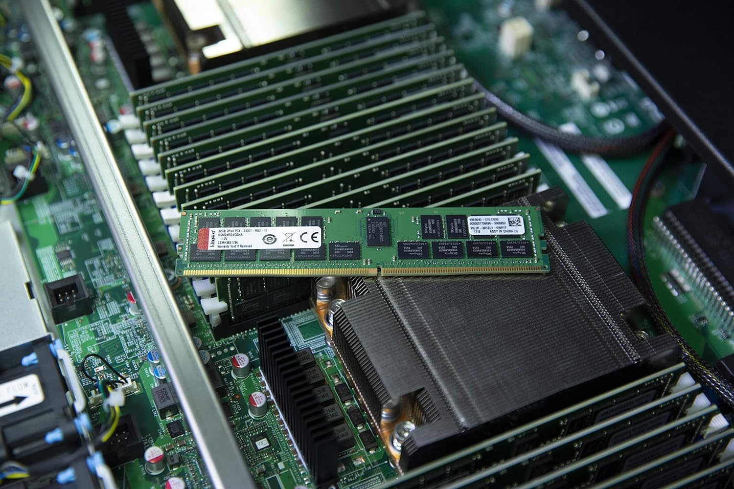 Kingston Branded Memory 16GB DDR5 4800MT/s ECC Reg 1Rx8 Module KTH-PL548S8-16G S - Picture 4 of 9